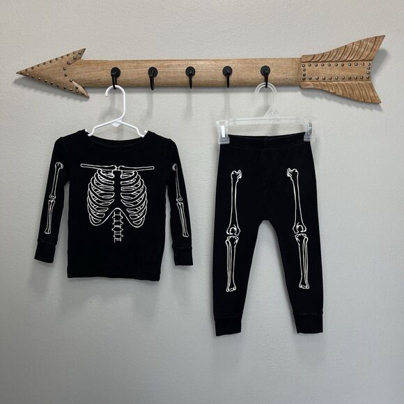 Old Navy | Glow In The Dark Skeleton Set Long Sleeve Shirt & Pants 2T Halloween - Picture 5 of 10